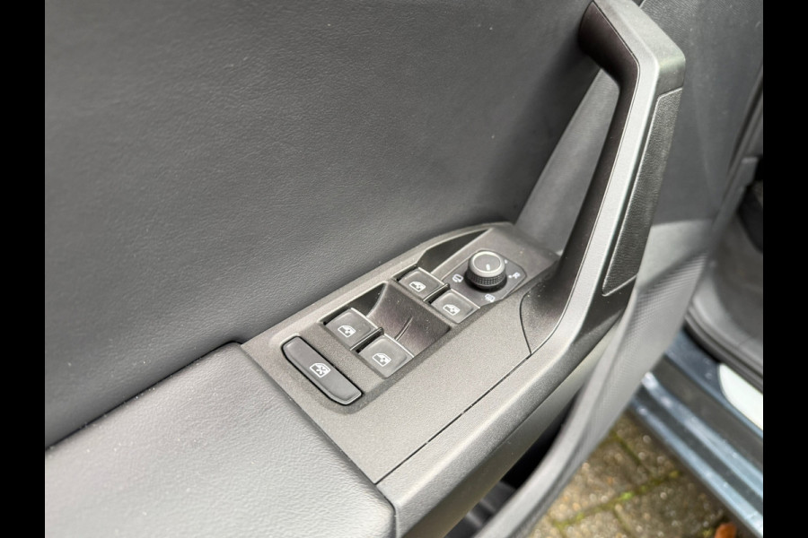 Seat Leon Sportstourer 1.0 TSI FR Business Intense - Navi - Parkeerhulp - Climate - Org.NL