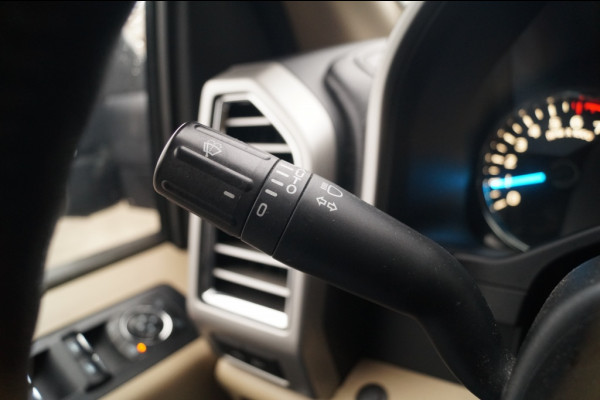 Ford USA F-150 3.5 V6 SuperCab Lariat 5-persoons -LPG-PANO-LEER-