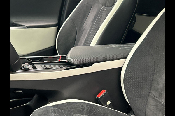 Kia Ev6 GT-Line AWD 77.4 kWh Pano/dak Trekhaak Rondomzicht/camera Origineel NL
