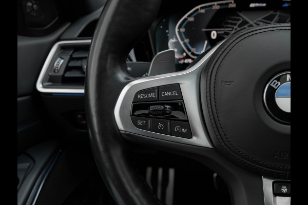 BMW 3 Serie Touring 330e M-Sport - Pano - Trekhaak - Harman Kardon - Lasers - Head-Up