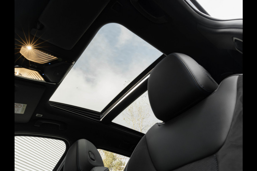 BMW 3 Serie Touring 330e M-Sport - Pano - Trekhaak - Harman Kardon - Lasers - Head-Up