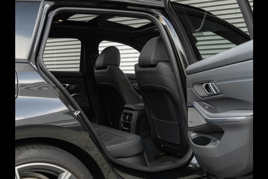 BMW 3 Serie Touring 330e M-Sport - Pano - Trekhaak - Harman Kardon - Lasers - Head-Up