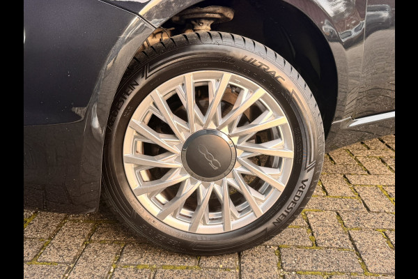 Fiat 500 1.2 Lounge | Panorama | Navigatie | Airconditioning | 15'' LMV