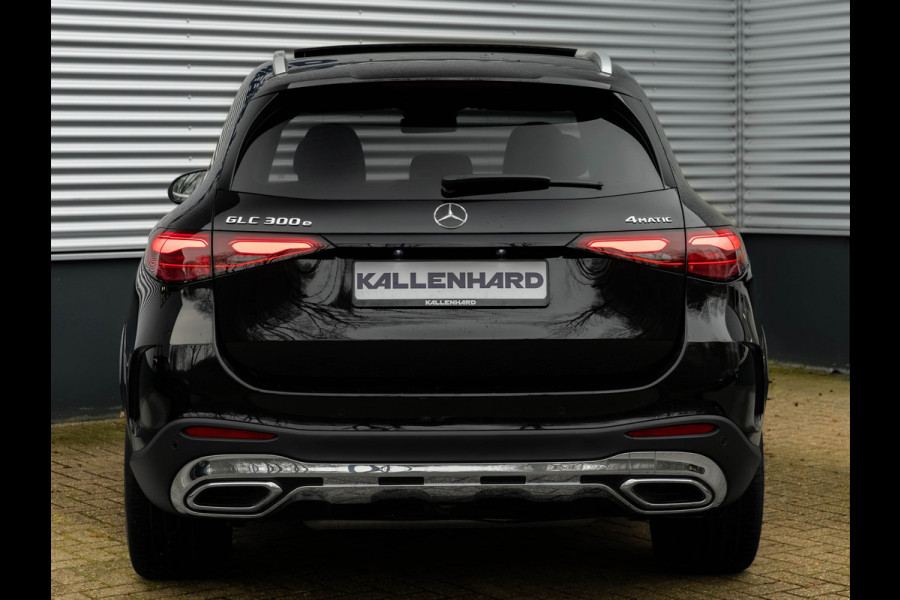 Mercedes-Benz GLC 300e 4MATIC AMG Line - Pano - Trekhaak - 360 Camera