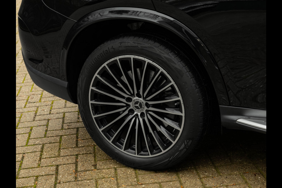 Mercedes-Benz GLC 300e 4MATIC AMG Line - Pano - Trekhaak - 360 Camera