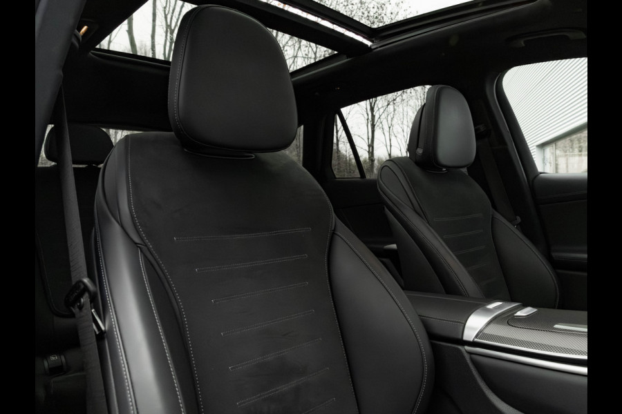Mercedes-Benz GLC 300e 4MATIC AMG Line - Pano - Trekhaak - 360 Camera