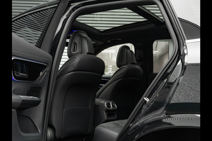Mercedes-Benz GLC 300e 4MATIC AMG Line - Pano - Trekhaak - 360 Camera