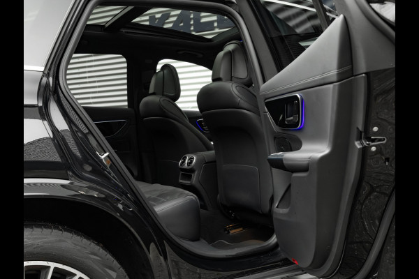 Mercedes-Benz GLC 300e 4MATIC AMG Line - Pano - Trekhaak - 360 Camera