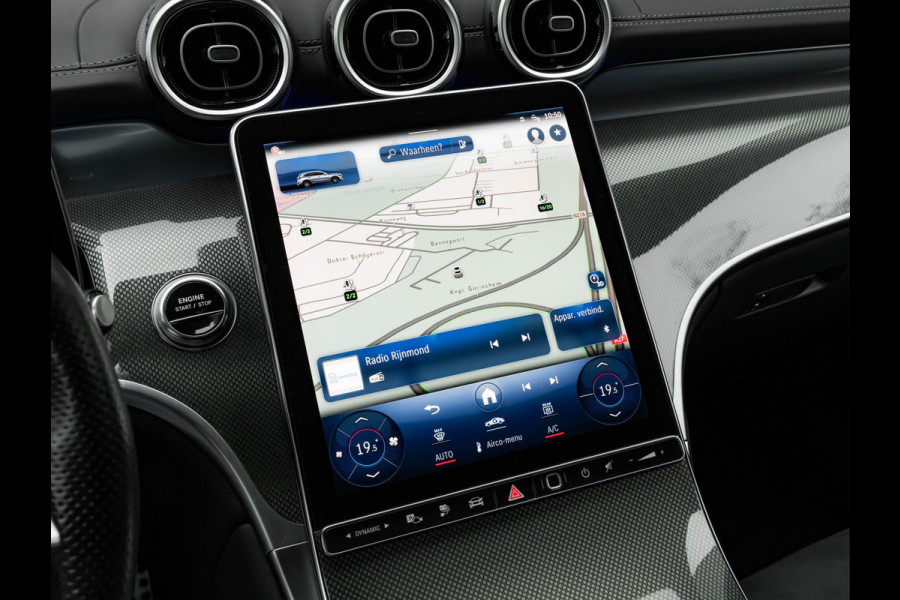 Mercedes-Benz GLC 300e 4MATIC AMG Line - Pano - Trekhaak - 360 Camera