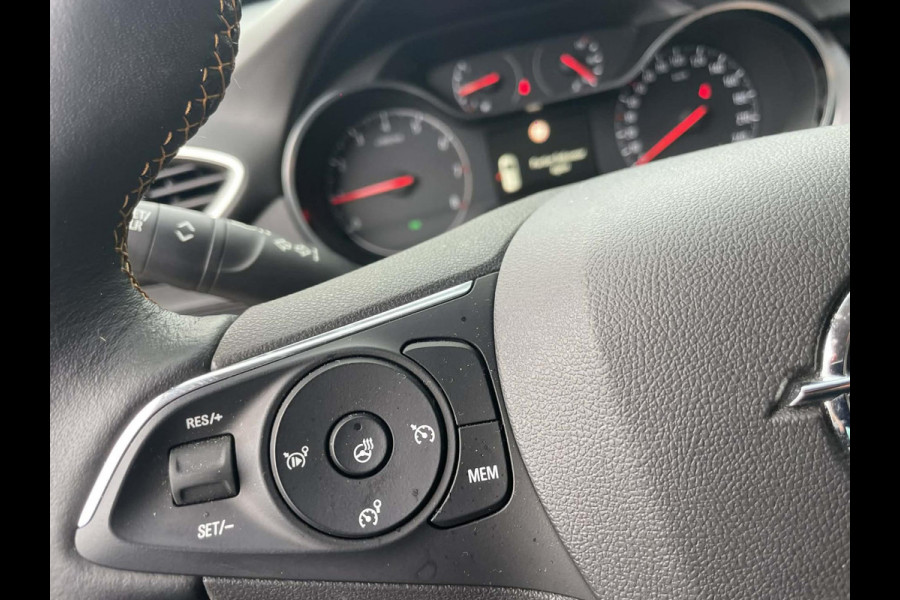 Opel Crossland X 1.2 Turbo Innovation / camera / CarPlay