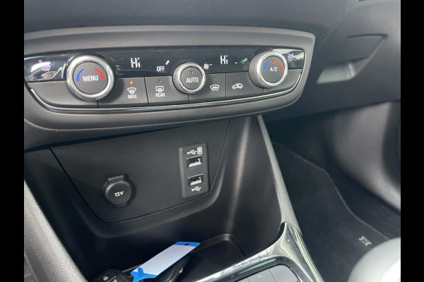 Opel Crossland X 1.2 Turbo Innovation / camera / CarPlay