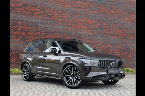 Volvo XC90 T8 AWD Ultra Dark | Pano - Trekhaak - Massage - Luchtvering