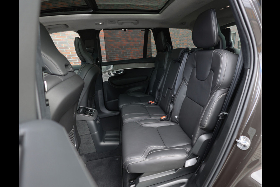 Volvo XC90 T8 AWD Ultra Dark | Pano - Trekhaak - Massage - Luchtvering