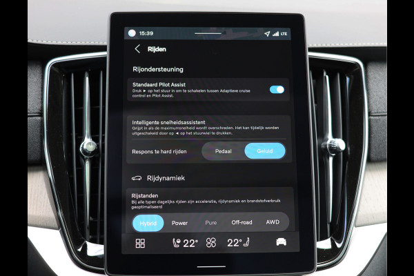 Volvo XC90 T8 AWD Ultra Dark | Pano - Trekhaak - Massage - Luchtvering