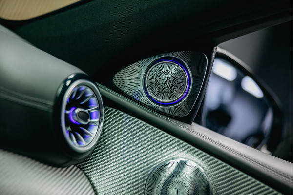 Mercedes-Benz E-Klasse AMG 63 S 4MATIC Premium Plus | Burmester 3D | Carbon interieur en exterieur| Dealer onderhouden | Sportuitlaat | 360 Camera | Head-Up |
