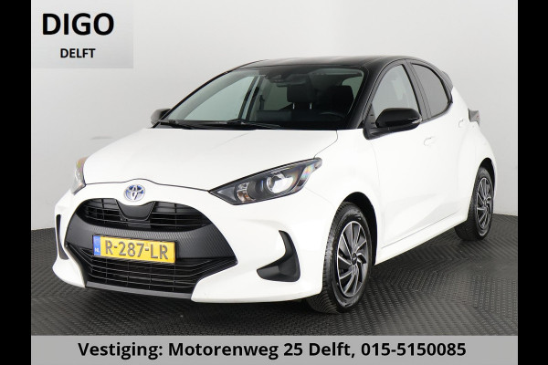 Toyota Yaris 1.5 HYB 1e EIG GARANTIE TOT 11-2032* BLACK & WHITE BIJNA 2023. CLOUD NAVI.CLIMA.CRUISE