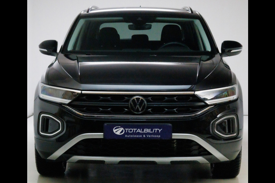 Volkswagen T-Roc 1.5 TSI 150 PK Goal Edition Automaat | Stoelverwarming | Adaptive Cruise Travel Assist. Automatisch inparkeren, Climate control, all season banden, extra getint glas achter