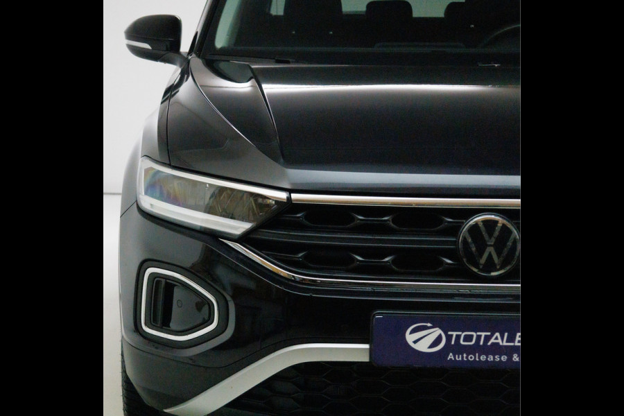 Volkswagen T-Roc 1.5 TSI 150 PK Goal Edition Automaat | Stoelverwarming | Adaptive Cruise Travel Assist. Automatisch inparkeren, Climate control, all season banden, extra getint glas achter