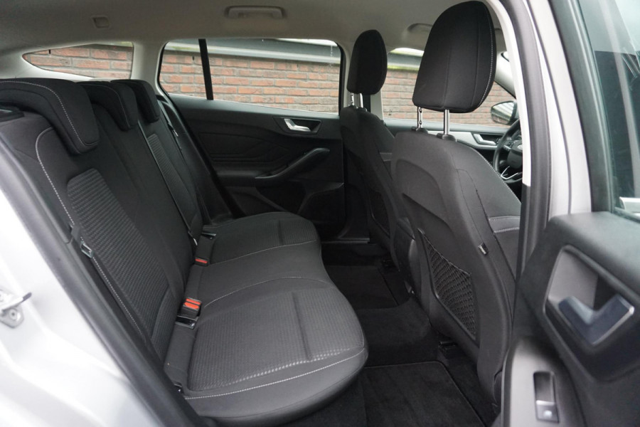 Ford FOCUS Wagon 1.0 EcoBoost 125PKHybrid Edition Business/Camera/ Rijklaarprijs incl.garantie!