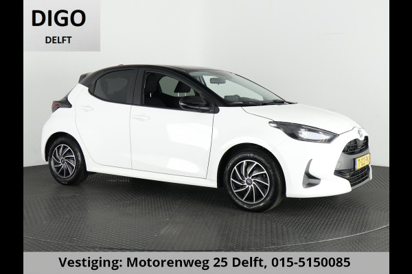 Toyota Yaris 1.5 HYBRID AUTOMAAT BLACK & WHITE GARANTIE 8-2033 NAVIGATIE.CLIMA.CRUISE
