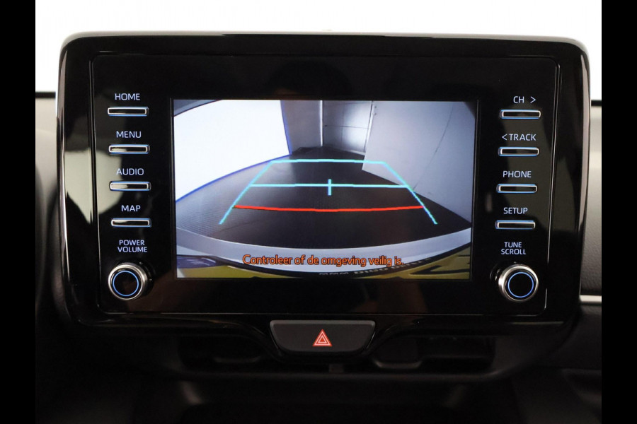 Toyota Yaris 1.5 HYBRID AUTOMAAT BLACK & WHITE GARANTIE 8-2033 NAVIGATIE.CLIMA.CRUISE