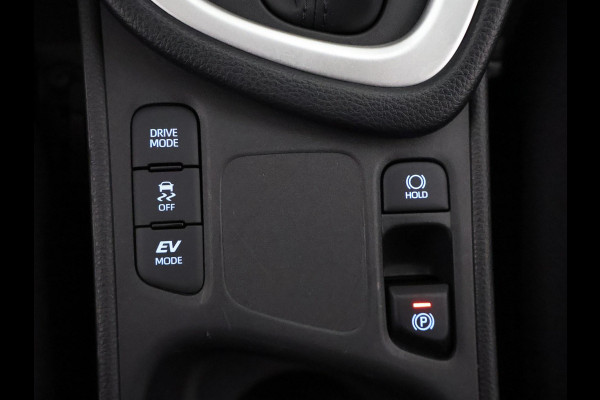 Toyota Yaris 1.5 HYBRID AUTOMAAT BLACK & WHITE GARANTIE 8-2033 NAVIGATIE.CLIMA.CRUISE
