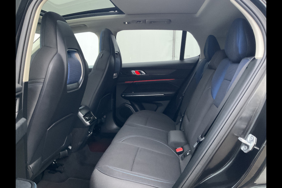 Lynk & Co 01 1.5 262pk PHEV Pano.dak Cam Carplay Adapt.Cruise incl.BTW Plug-in