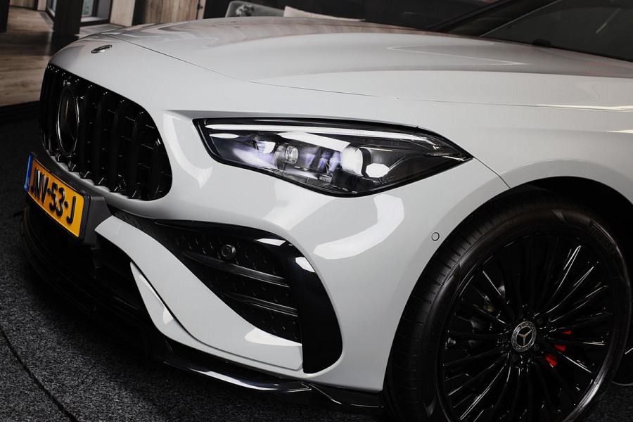 Mercedes-Benz CLE Coupé 300 e AMG Line / Head Up / 360 Camera / Acc / Lane Assist / Dode Hoek / Elek Stoelen / Memory / Pano / 20