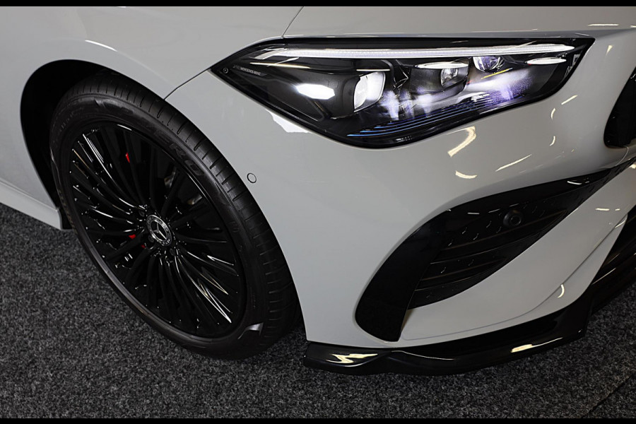 Mercedes-Benz CLE Coupé 300 e AMG Line / Head Up / 360 Camera / Acc / Lane Assist / Dode Hoek / Elek Stoelen / Memory / Pano / 20