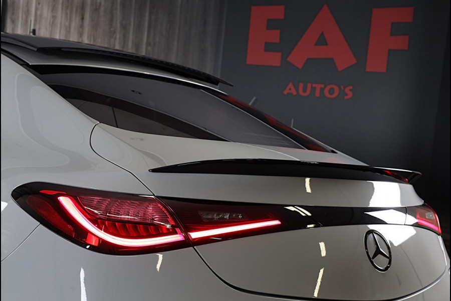 Mercedes-Benz CLE Coupé 300 e AMG Line / Head Up / 360 Camera / Acc / Lane Assist / Dode Hoek / Elek Stoelen / Memory / Pano / 20