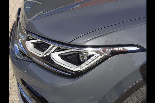 Volkswagen Tiguan 1.5 TSI 150pk DSG Elegance Navigatie Apple Carplay / Android Auto Parkeersensoren Camera Adaptive Cruise Control Stuur-en stoelverwarming Matrix LED-koplampen Virtual Cockpit Getinte ramen Climate Control ErgoActive stoelen