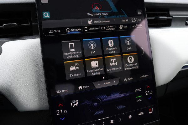 Honda e:Ny1 Elegance 69 kWh | Panoramadak | Adaptieve Cruise Control | Verwarmd Stuurwiel | Leder | Surround Camera | Apple Carplay/Android Auto | Dodehoekassistent | Stoelverwarming |