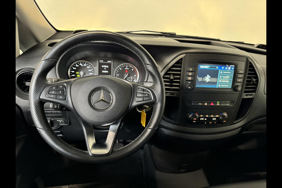 Mercedes-Benz Vito 114 CDI Lang Dubbele Cabine Automaat | Airco | Navigatie | Apple Caraplay/Android Auto | Bluetooth | Parkeersensoren 6-zits