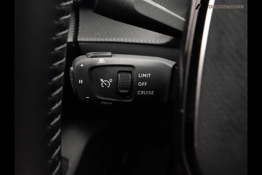 Peugeot 208 1.2 PureTech Allure Sportive 100PK (APPLE CARPLAY,LED,SPORTSTOELEN,3D DISPLAY,CLIMATE,CRUISE,CAMERA,LM-VELGEN)