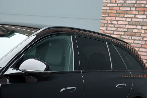 Mercedes-Benz E-Klasse Estate 200 AMG Line Aut9 | Distronic | Trekhaak | Verwarmd Stuurwiel | Camera | Keyless Go | High Perf. LED | Zitcomfortpakket | Nightpakket |