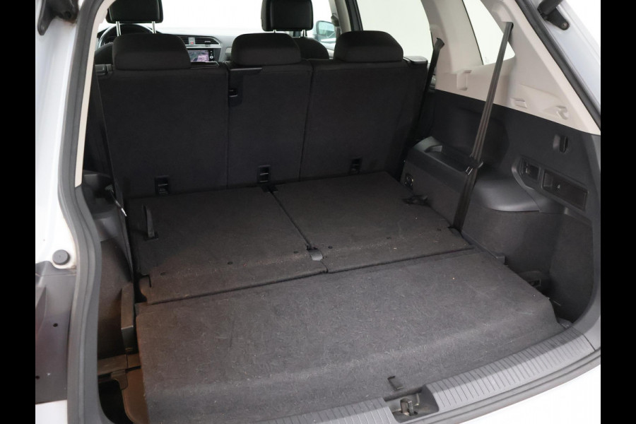 Volkswagen Tiguan Allspace 7-PERSOONS 1.4 TSI 150 PK DSG + ADAPTIVE CRUISE | STOELVERW. | APPLE CARPLAY | DAB