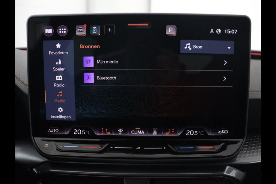 CUPRA Leon 1.5 eHybrid Business | Stoelverwarming | Adaptive cruise | Camera | Carplay | Sportstoelen | Matrix LED | Keyless | PHEV | Plug In