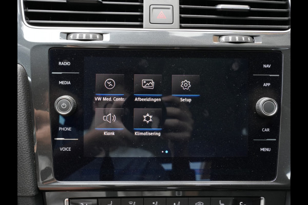 Volkswagen e-Golf E-DITION | Navigatie | Climate Control | ACC | Stoelverwarming| SOH 89%