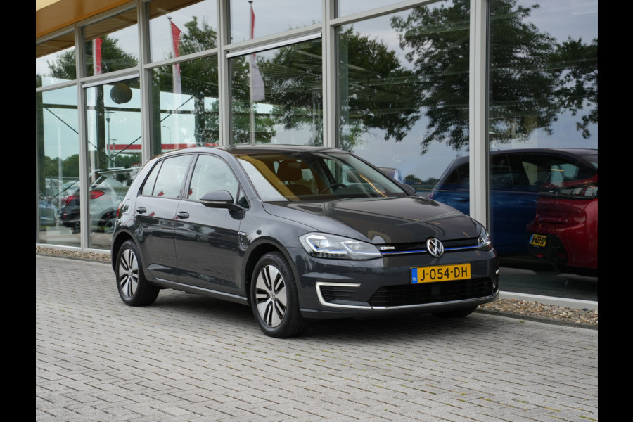 Volkswagen e-Golf E-DITION | Navigatie | Climate Control | ACC | Stoelverwarming| SOH 89%