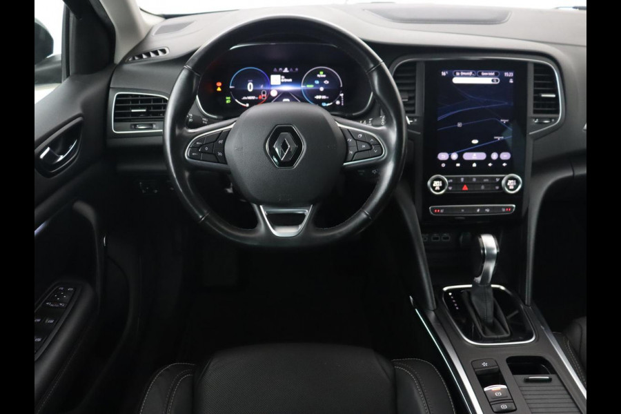Renault Mégane 1.6 E-Tech Plug-In Hybrid 160 Business Edition One | Leder | Stoelverwarming | Trekhaak | Carplay | Stuurverwarming | Keyless | Full LED | Navigatie | Climate control | Plug In