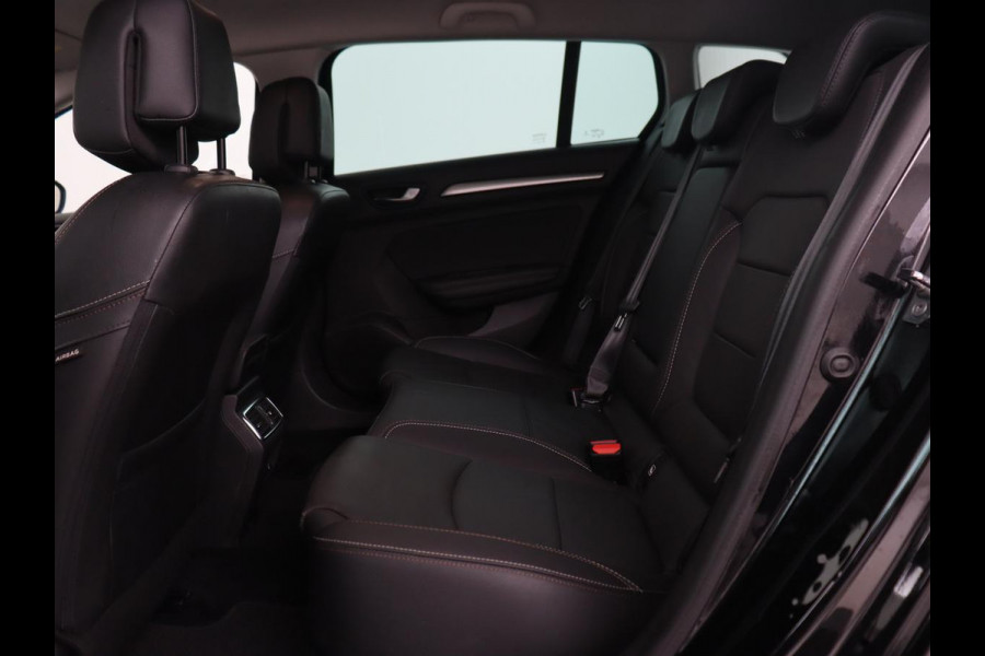 Renault Mégane 1.6 E-Tech Plug-In Hybrid 160 Business Edition One | Leder | Stoelverwarming | Trekhaak | Carplay | Stuurverwarming | Keyless | Full LED | Navigatie | Climate control | Plug In