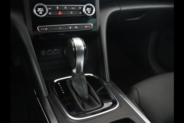 Renault Mégane 1.6 E-Tech Plug-In Hybrid 160 Business Edition One | Leder | Stoelverwarming | Trekhaak | Carplay | Stuurverwarming | Keyless | Full LED | Navigatie | Climate control | Plug In