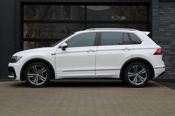 Volkswagen Tiguan 1.5 TSI ACT Highline Business R | NAP! | PANO | 360 | ACC | KEYLESS | ELEK.TREKHAAK |
