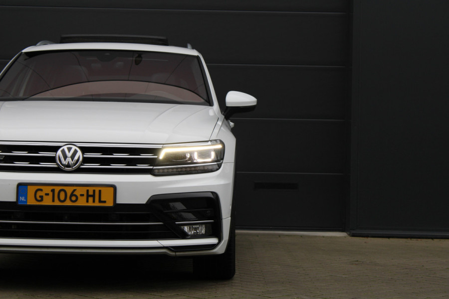 Volkswagen Tiguan 1.5 TSI ACT Highline Business R | NAP! | PANO | 360 | ACC | KEYLESS | ELEK.TREKHAAK |