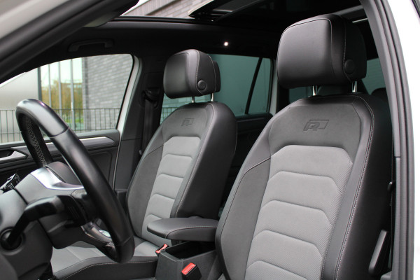 Volkswagen Tiguan 1.5 TSI ACT Highline Business R | NAP! | PANO | 360 | ACC | KEYLESS | ELEK.TREKHAAK |