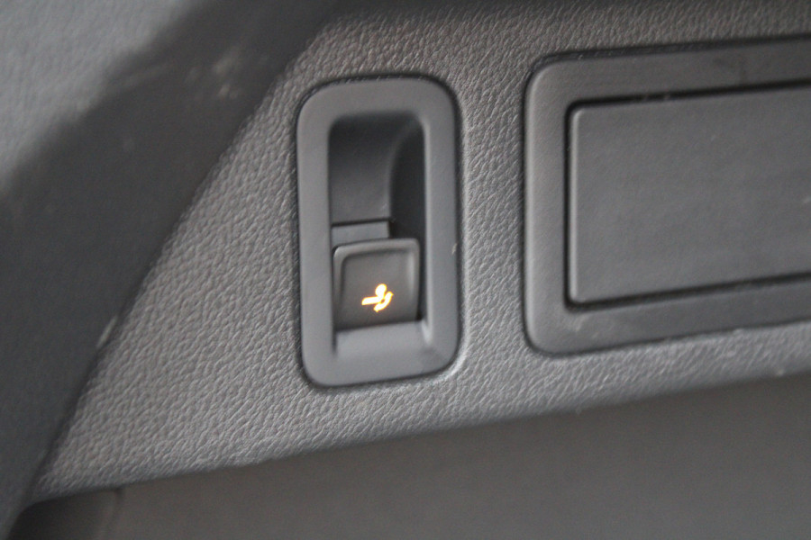 Volkswagen Tiguan 1.5 TSI ACT Highline Business R | NAP! | PANO | 360 | ACC | KEYLESS | ELEK.TREKHAAK |