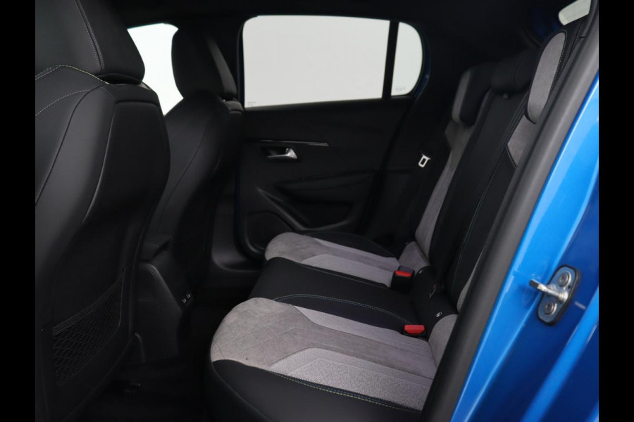 Peugeot e-208 EV GT 350 50 kWh | Stoelverwarming | Adaptive cruise | Camera | Leder-Alcantara | Keyless | Navigatie | Full LED | DAB | Climate control | Dodehoek detectie | Parkeerhulp