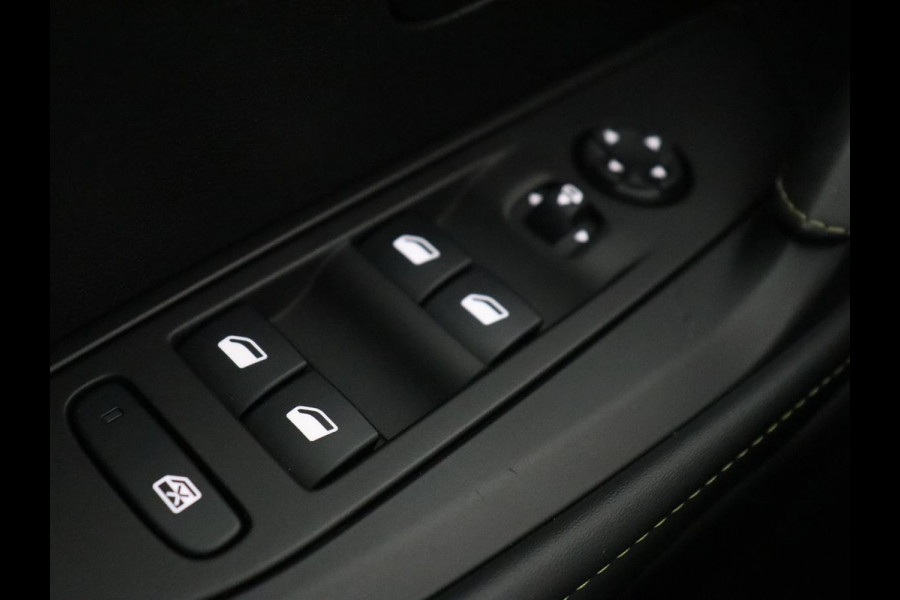 Peugeot e-208 EV GT 350 50 kWh | Stoelverwarming | Adaptive cruise | Camera | Leder-Alcantara | Keyless | Navigatie | Full LED | DAB | Climate control | Dodehoek detectie | Parkeerhulp
