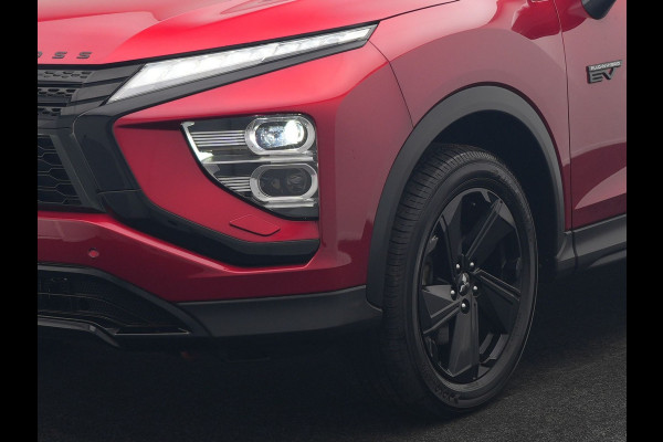 Mitsubishi Eclipse Cross 2.4 Black Edition Plug In Hybrid 188pk Dealer O.H. PHEV | Trekhaak Afn. | 360 Camera | Adaptive Cruise | Sportstoelen & Stuur Verwarmd | Navigatie Via TomTom | Apple Carplay | Keyless | Blis | DAB |