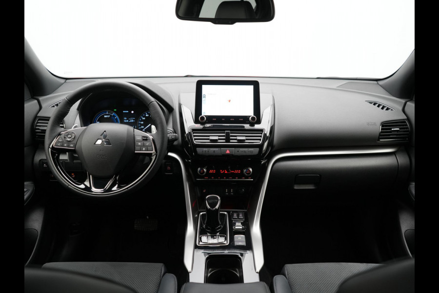 Mitsubishi Eclipse Cross 2.4 Black Edition Plug In Hybrid 188pk Dealer O.H. PHEV | Trekhaak Afn. | 360 Camera | Adaptive Cruise | Sportstoelen & Stuur Verwarmd | Navigatie Via TomTom | Apple Carplay | Keyless | Blis | DAB |